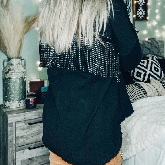 Black fringe shacket - Picture 2 of 2